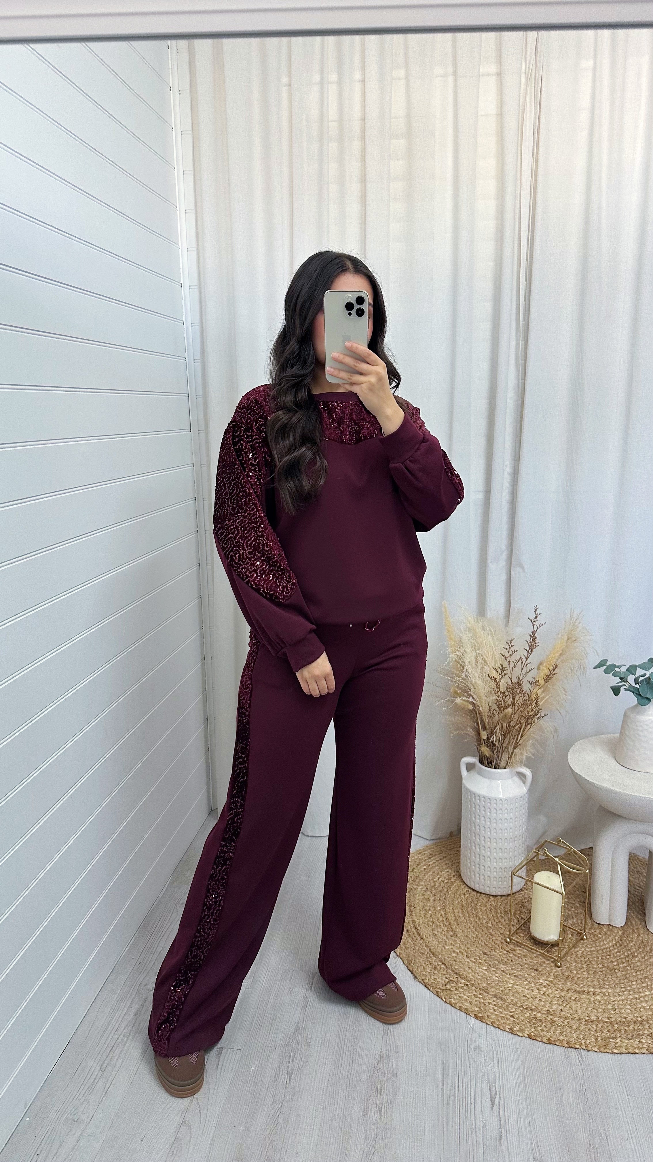 Sequin Sleeve Sweatshirt and Joggers Tracksuit - BURGUNDY