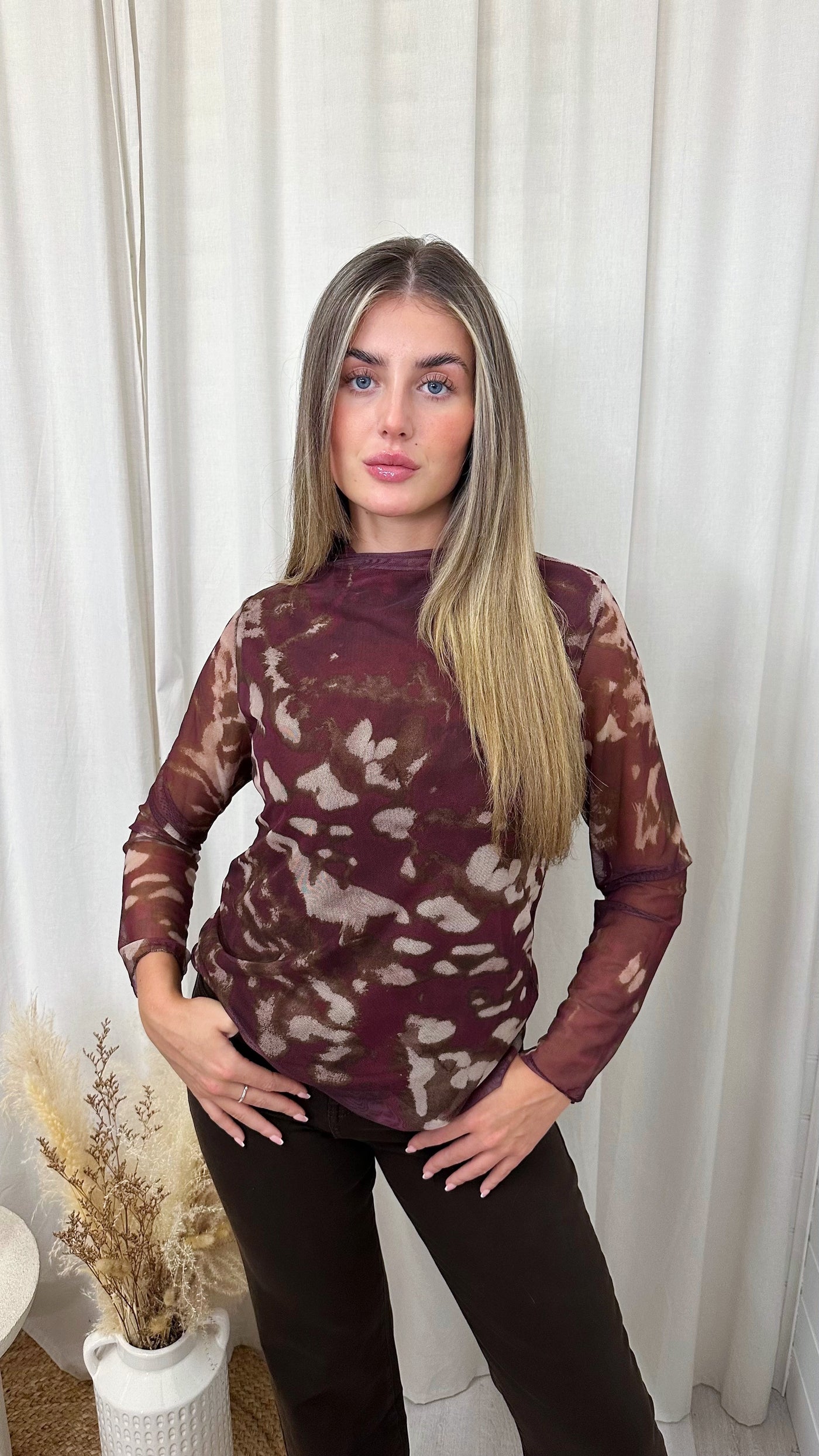 Long Sleeve Gathered Mesh Top - WINE