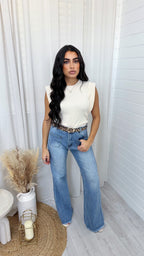 Raw Hem Flared Front Pocket Jeans - WASHED BLUE