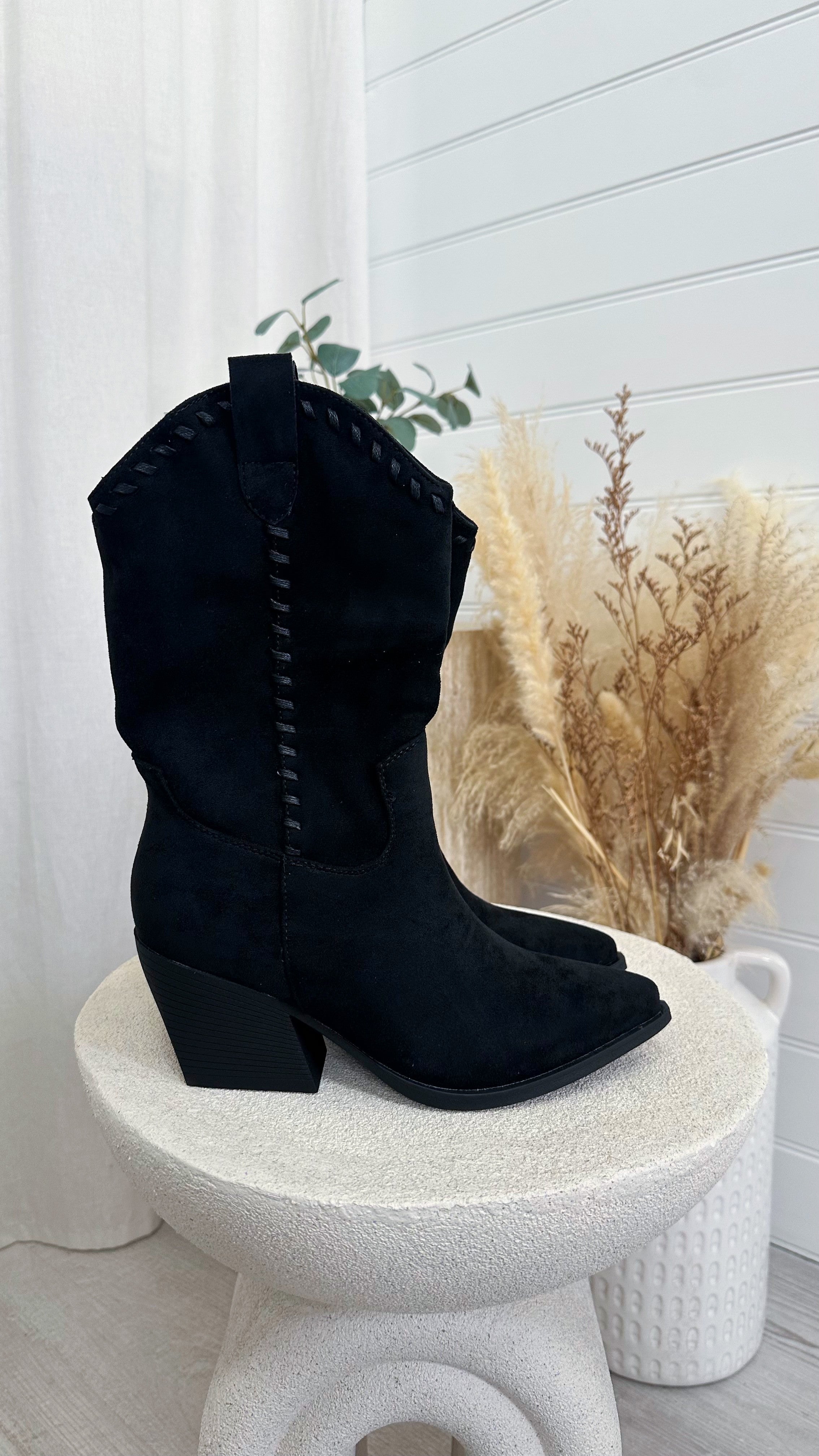 Knee-High Western Heeled Boots - BLACK