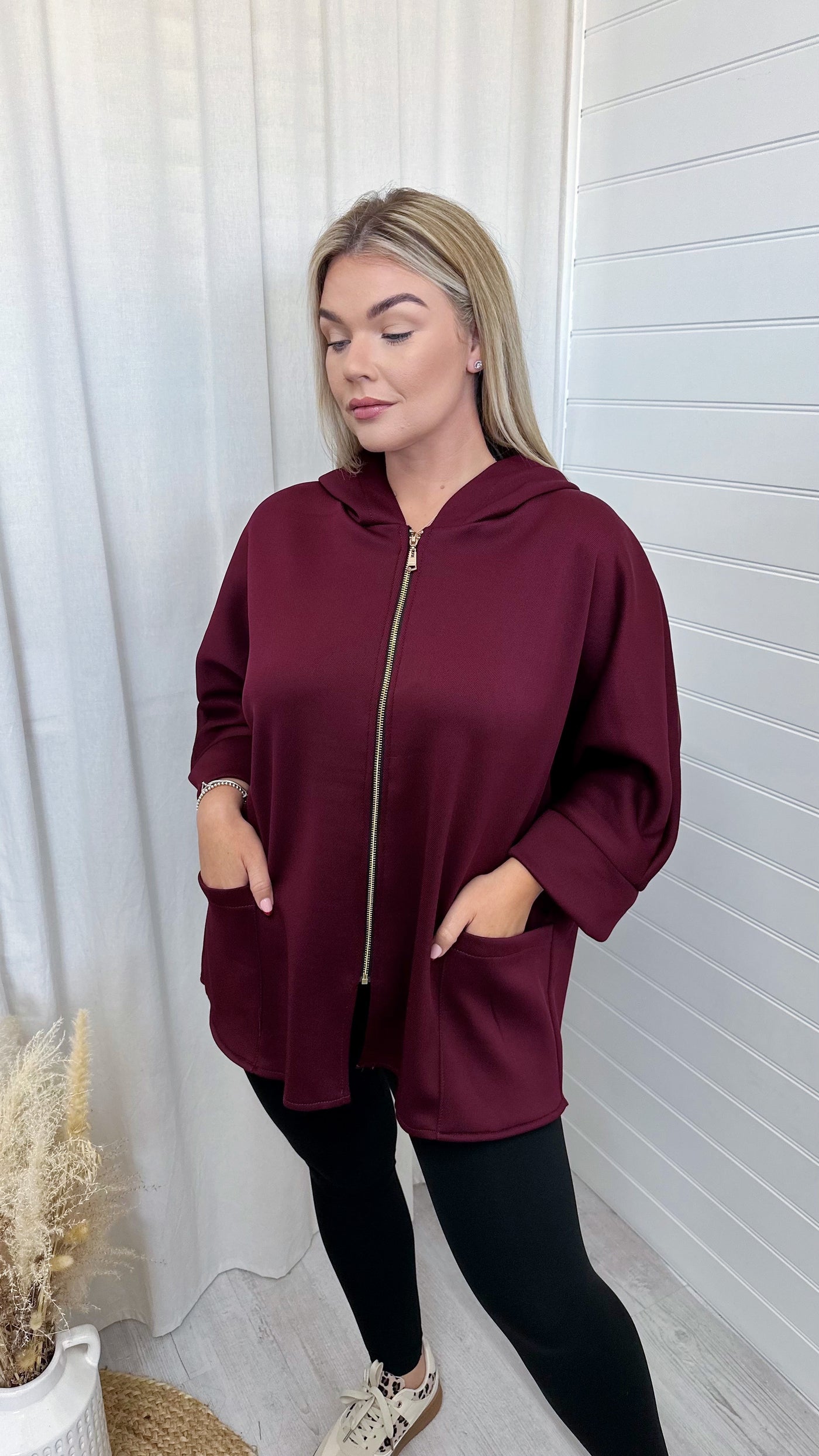 Textured Lightweight Hooded Jacket - WINE