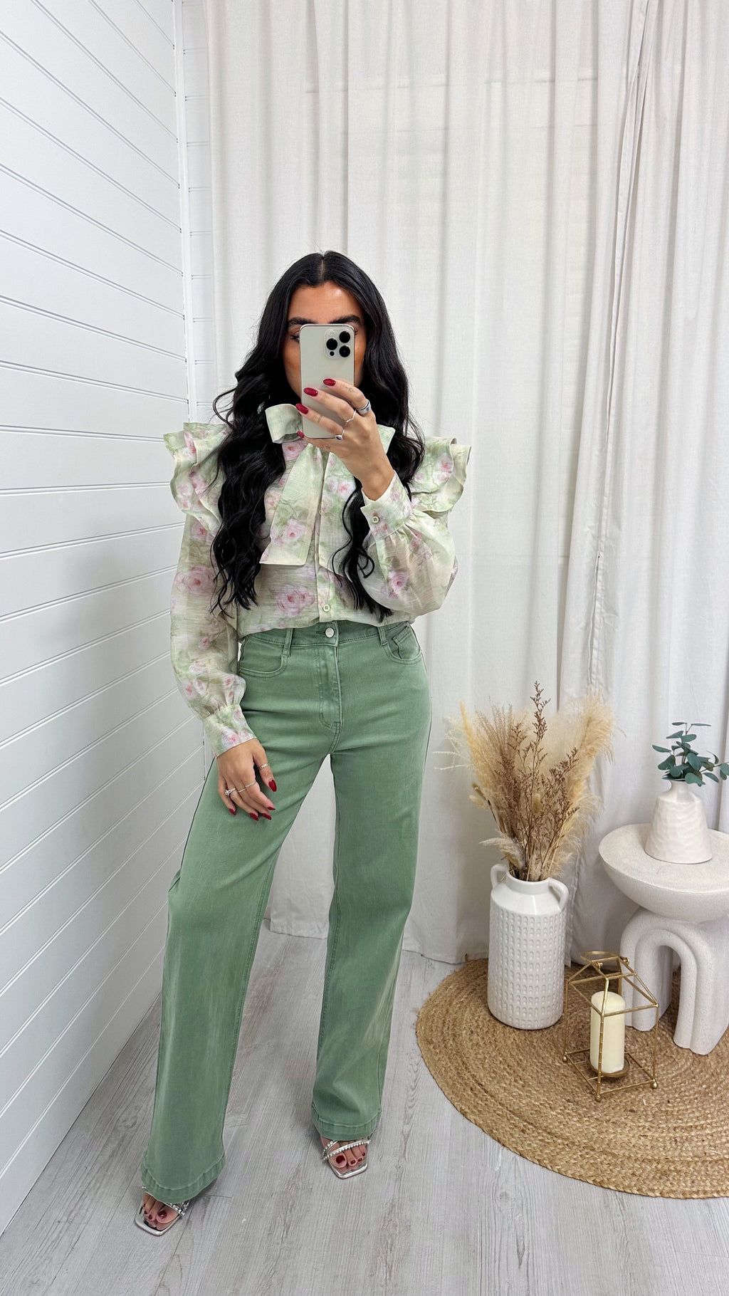 Straight Leg High Waisted Jeans - GREEN