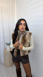 Cropped Faux Fur Deer Print Gilet - LIGHT BEIGE