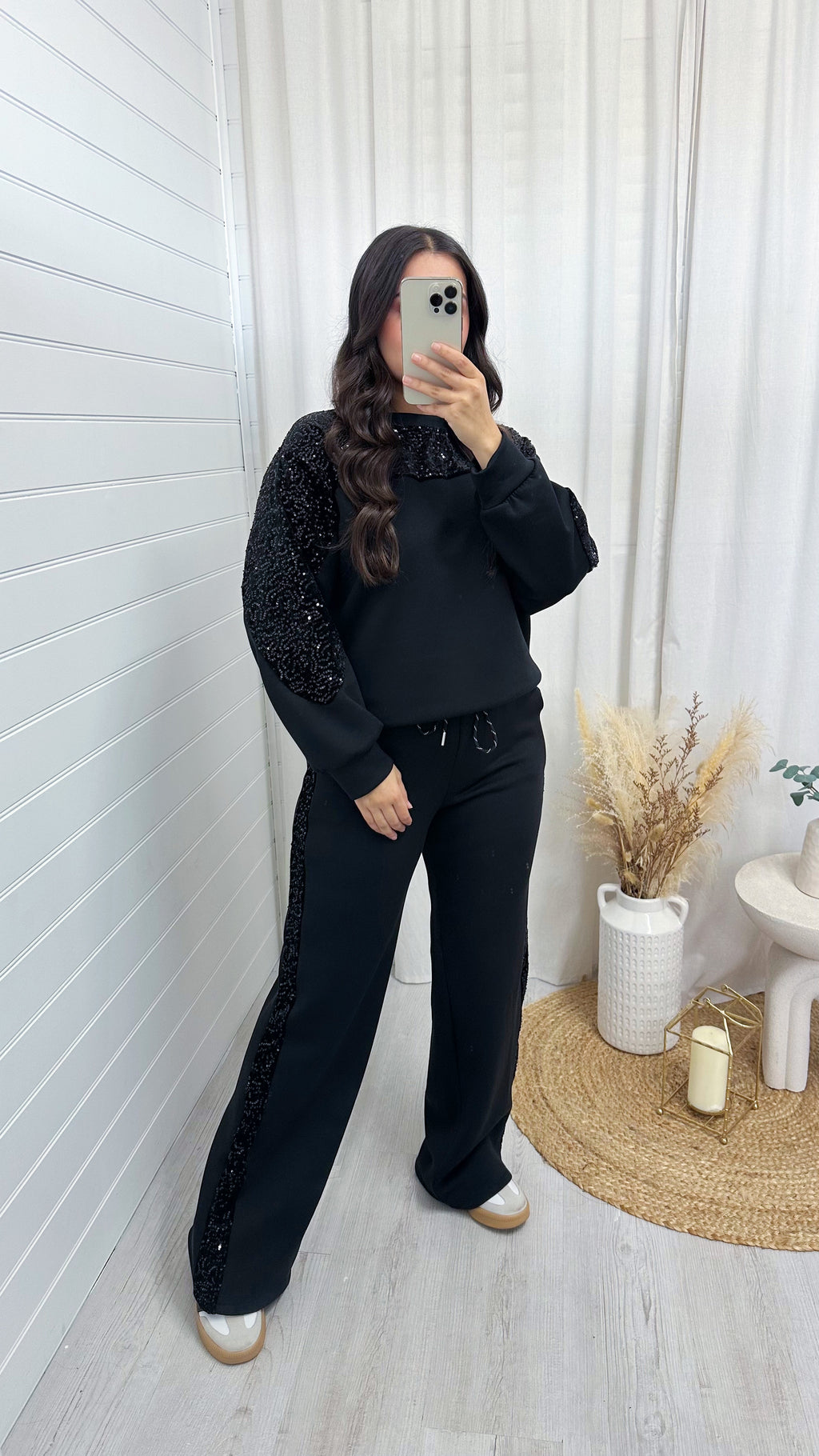Sequin Sleeve Sweatshirt and Joggers Tracksuit - BLACK
