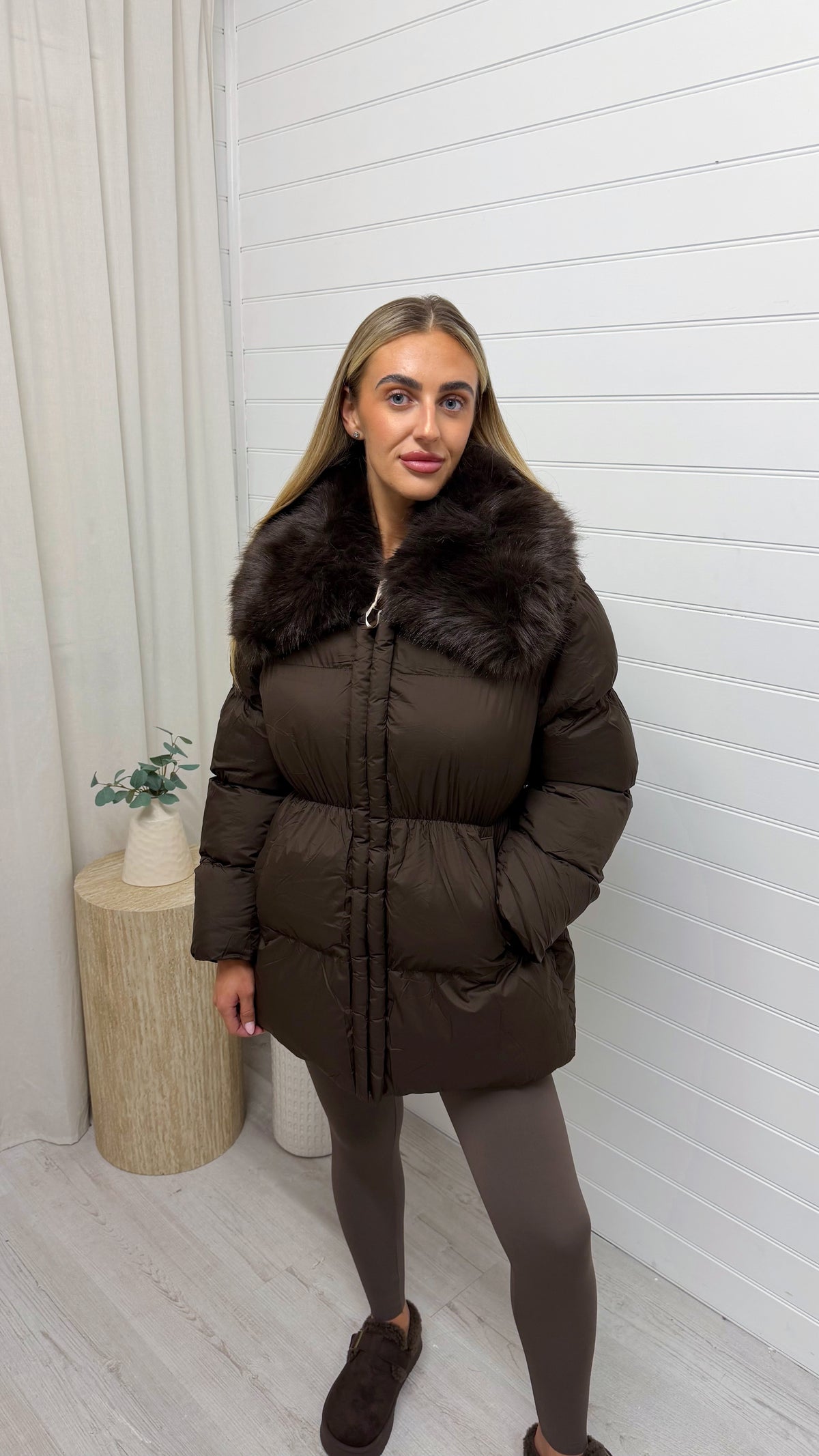 Luxe Faux Fur Collar Puffer Coat - BROWN