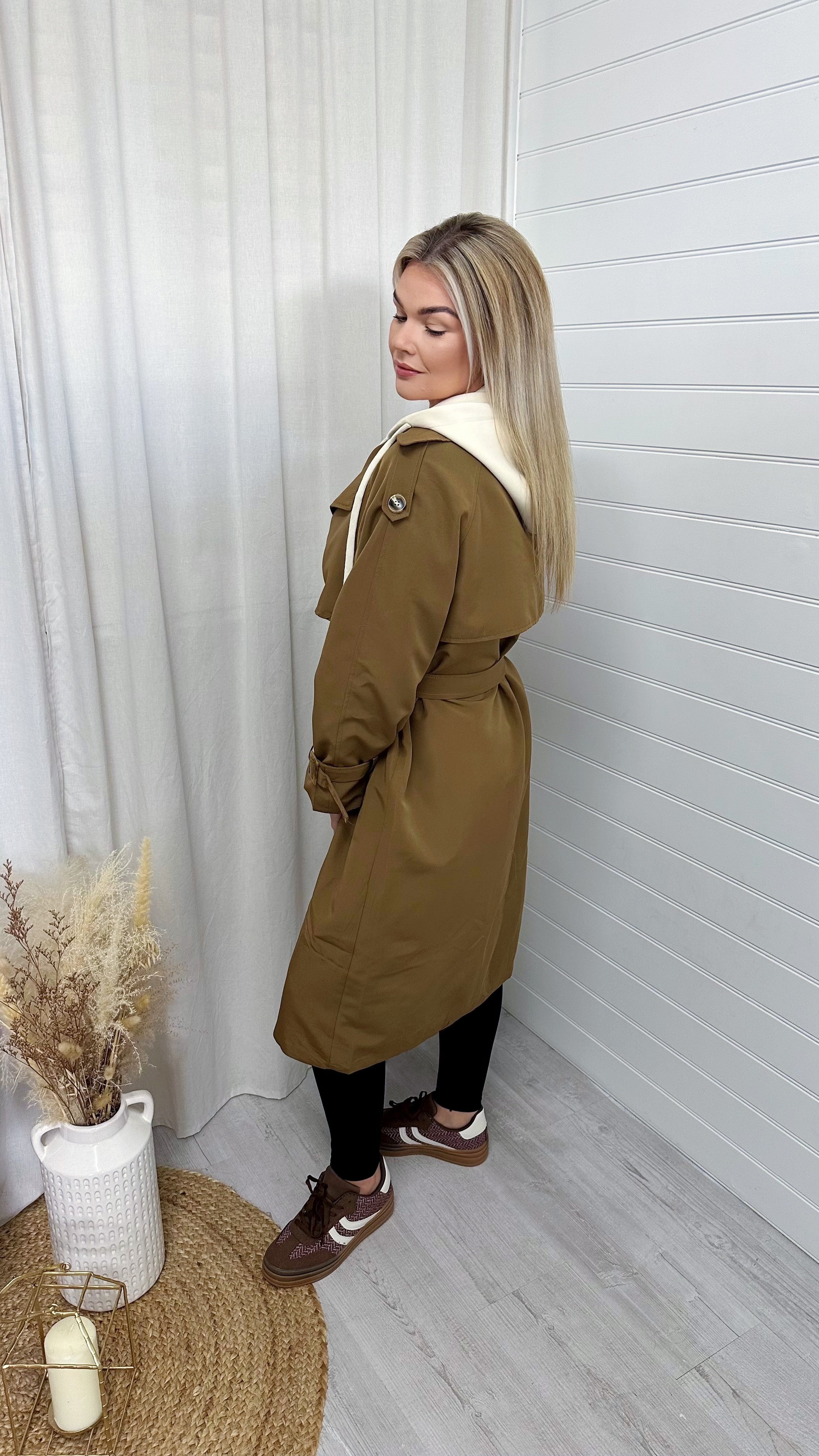 Premium Hooded Lightweight Mac - CAMEL