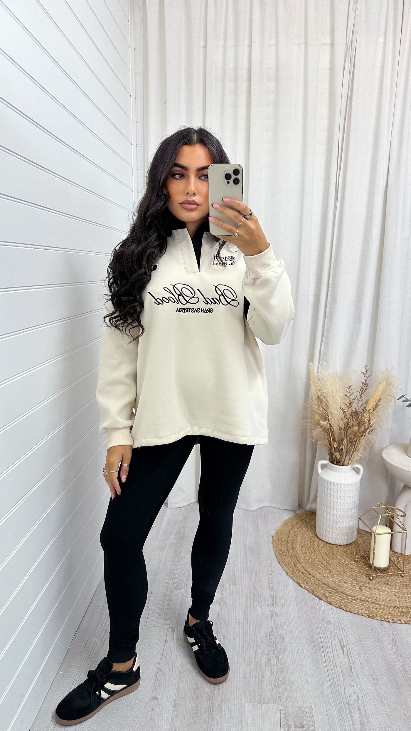 'Bad Blood' Embroidered Slogan Collared Sweatshirt - CREAM