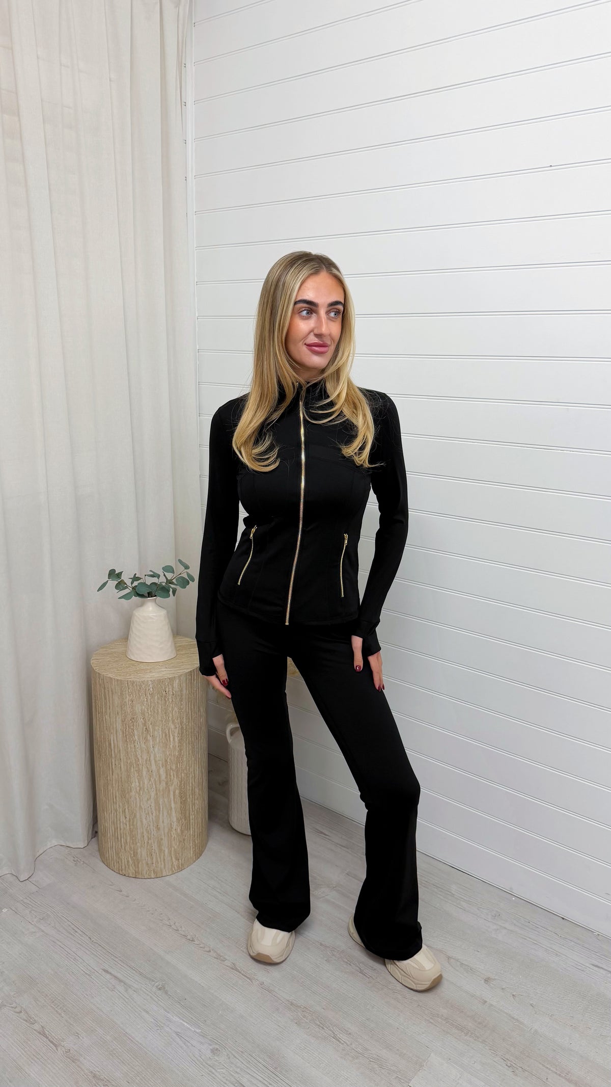 Gold Zip Jacket and Flares Gym Set - BLACK