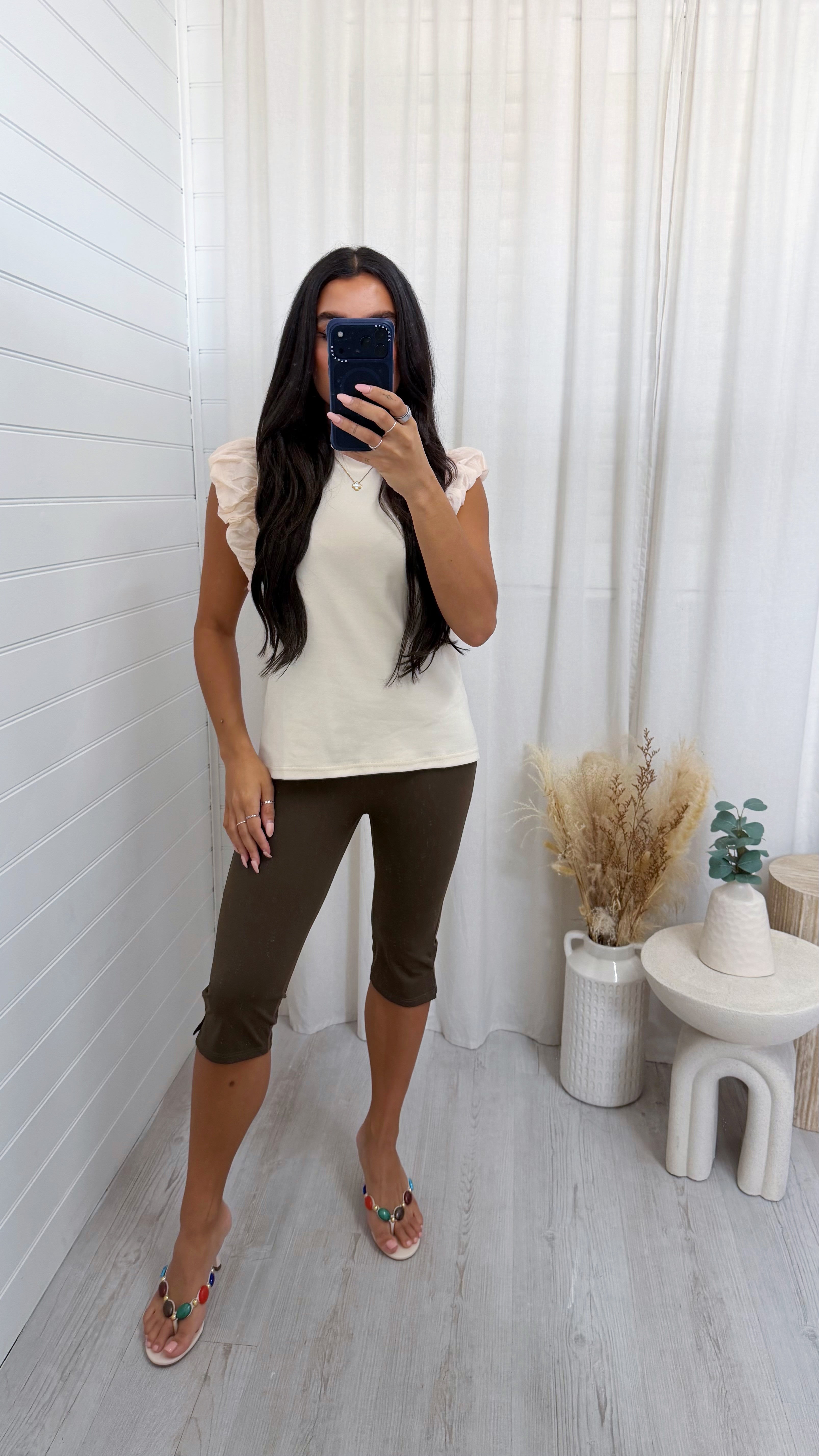 Body Sculpt Capri Leggings - BROWN