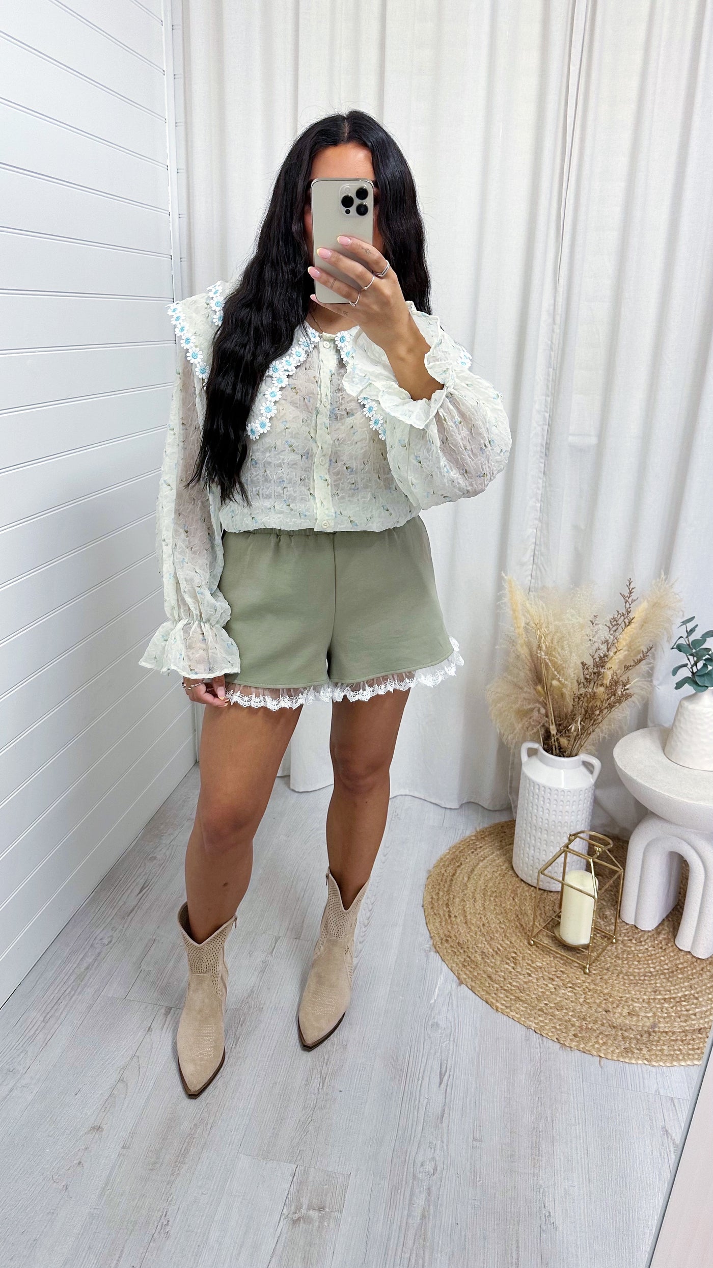 Daisy Collar Floral Sheer Blouse - BLUE