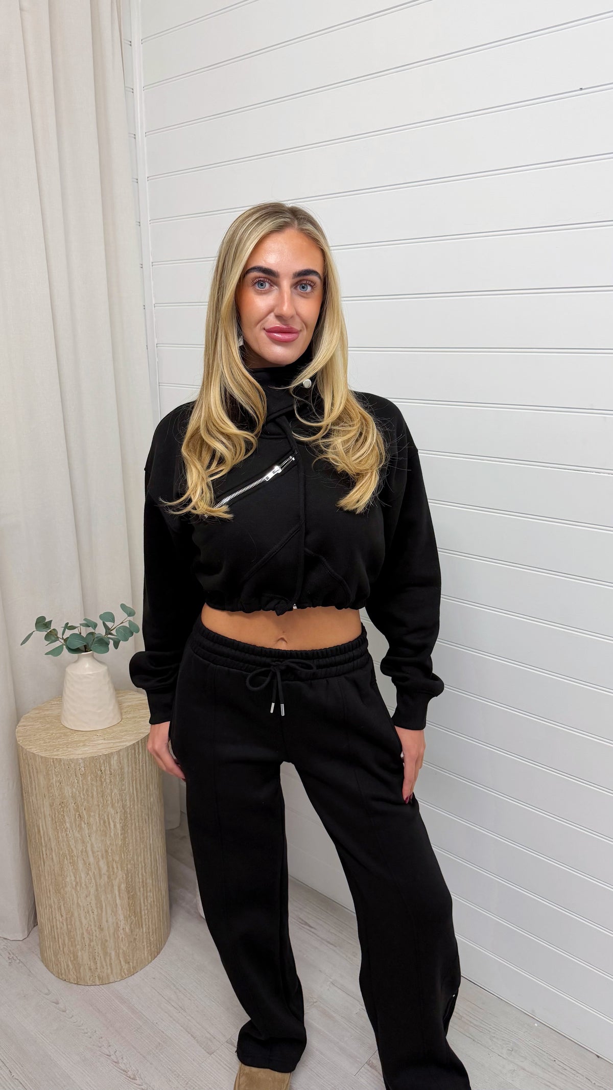 Funnel Neck Crop Jacket and Joggers Tracksuit - BLACK