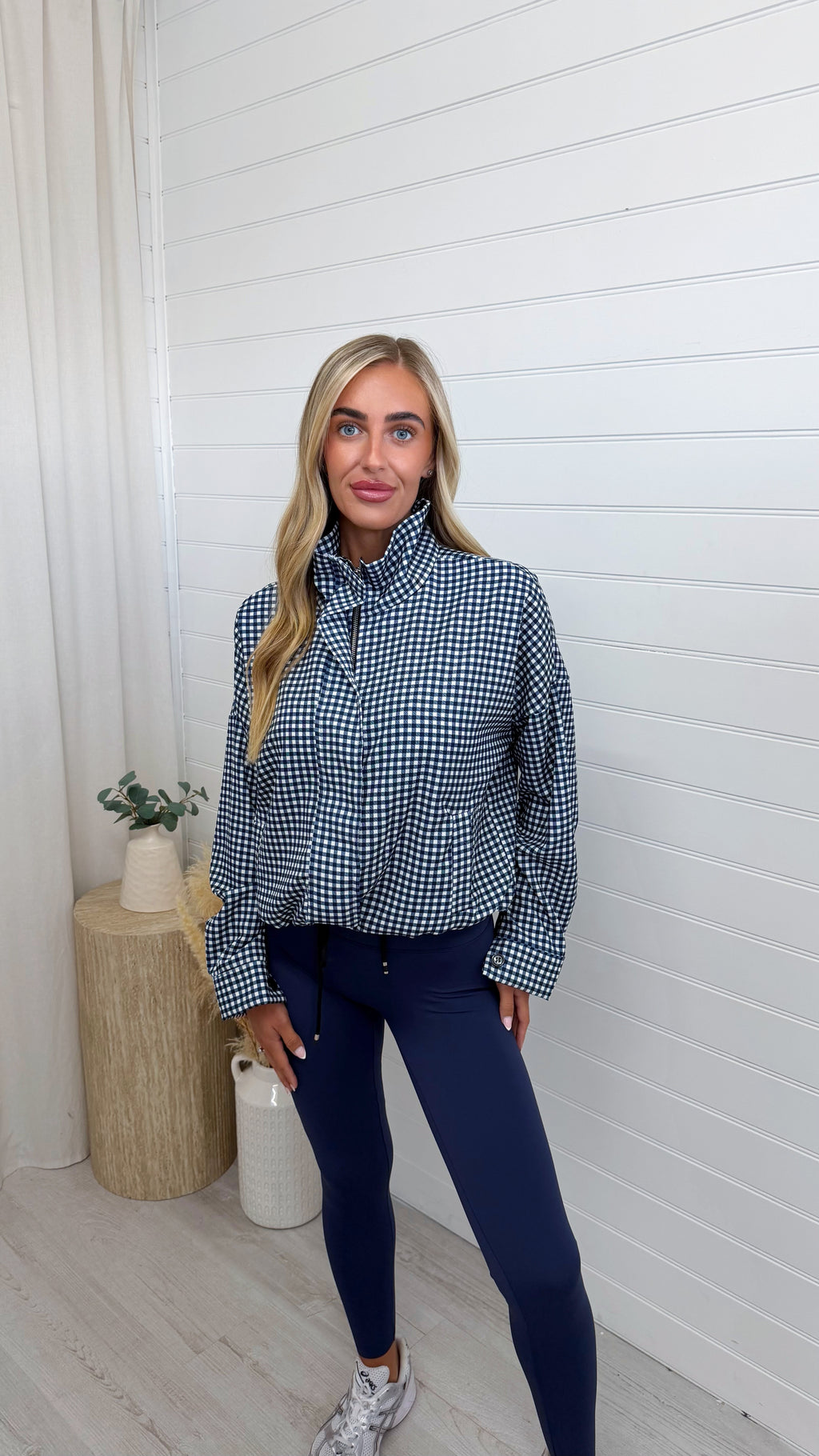 Gingham Toggle Bottom Bomber Jacket - NAVY
