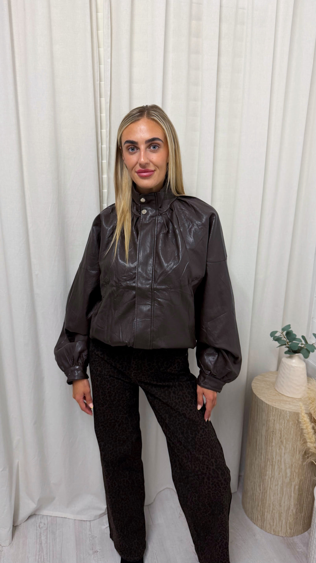 High Neck Puffed Leather Jacket - BROWN