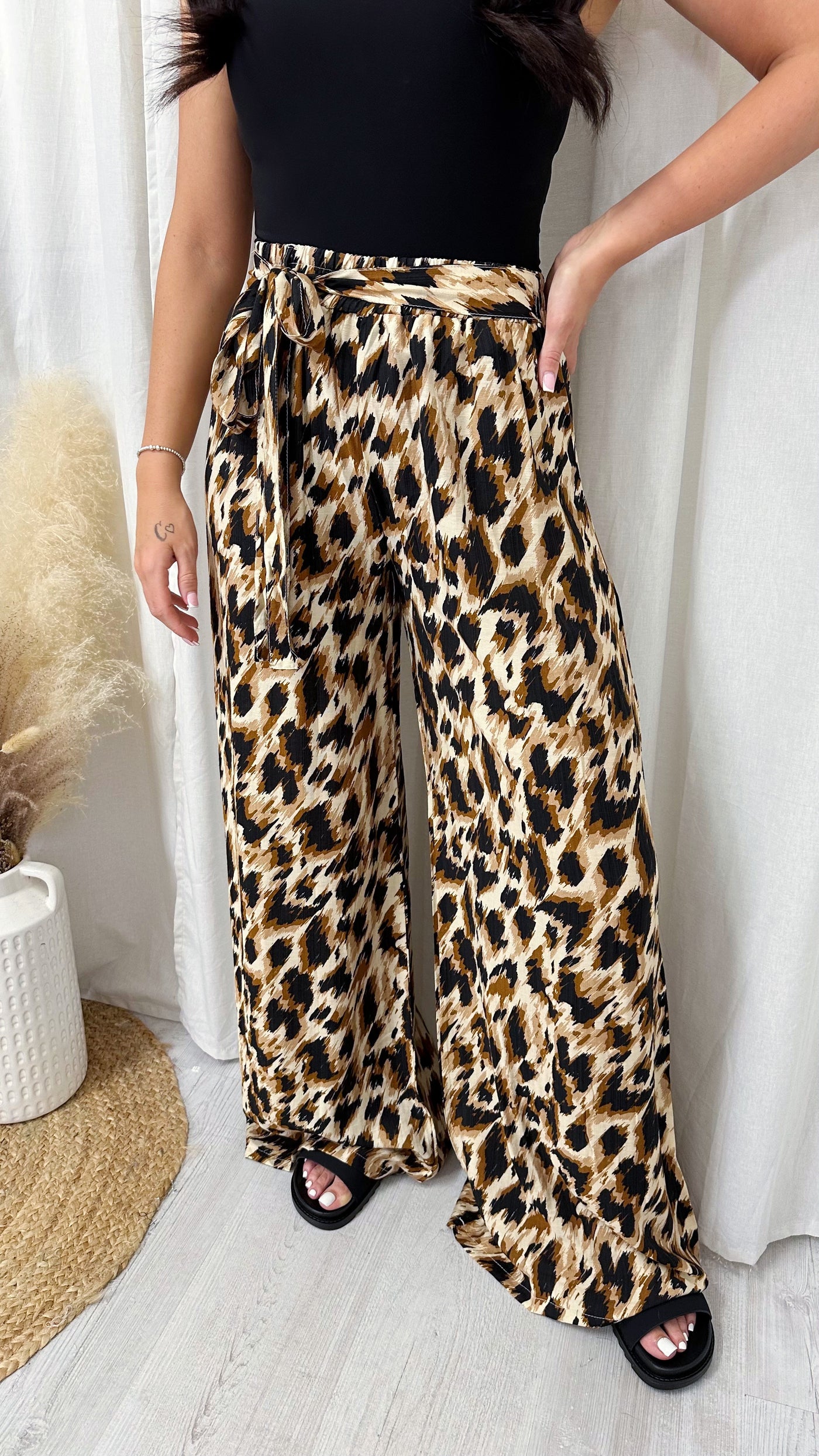 Belted Wide Leg Leopard Print Trousers - BEIGE