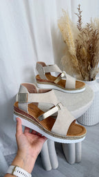 Suede Comfort Wedge Sandals - LIGHT BEIGE