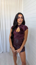Velvet Branch Key Hole Top - BURGUNDY
