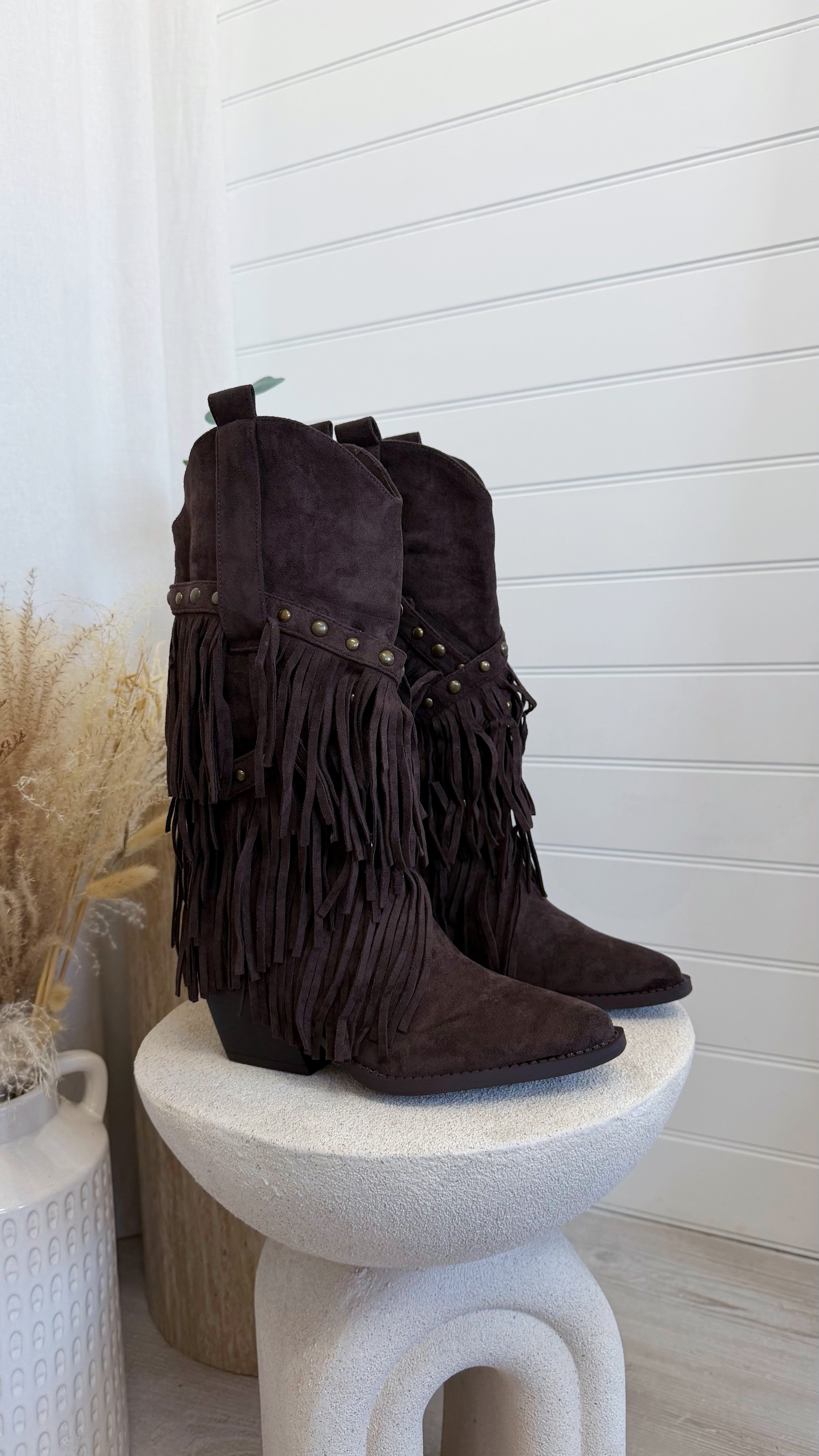 Calf Length Tassel Cowboy Boots - BROWN
