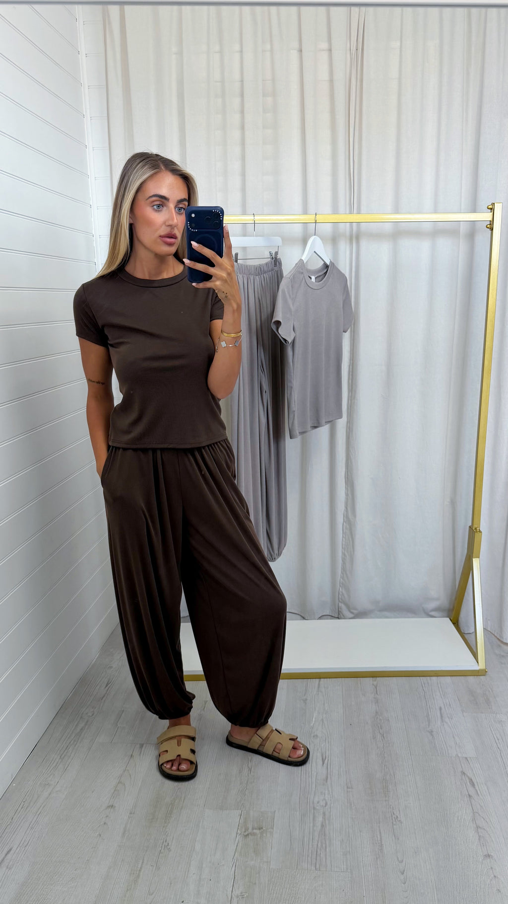 Fine Rib T-Shirt and Balloon Trousers Co-Ord - BROWN