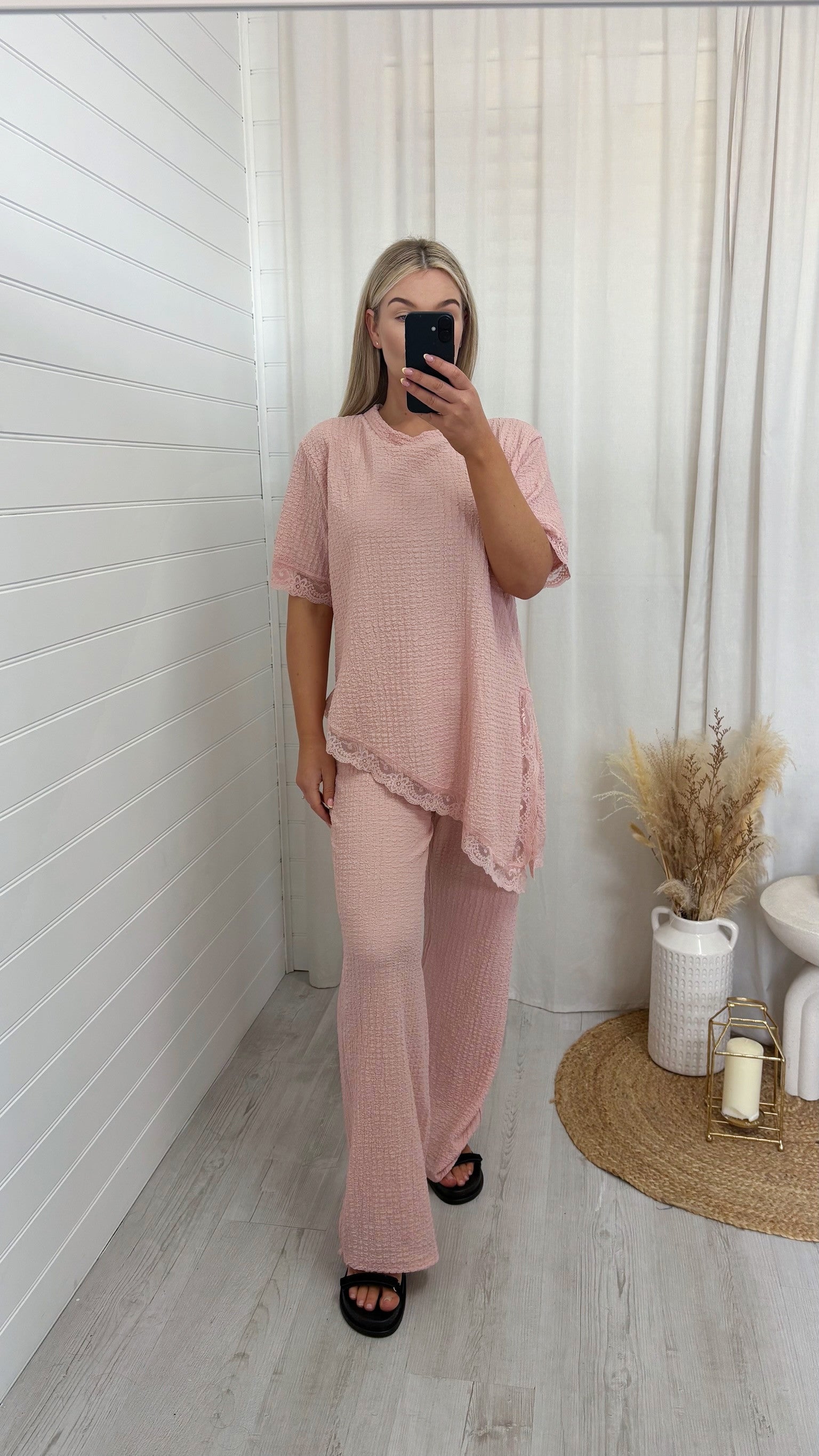 Lace Hem Asymmetric Co-Ord - PINK