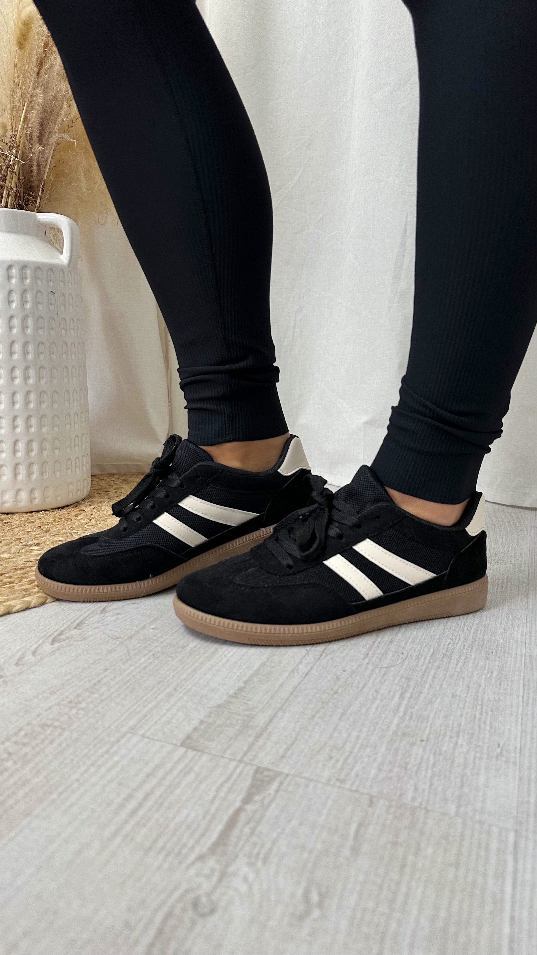 Classic Suede Stripe Court Trainers - BLACK
