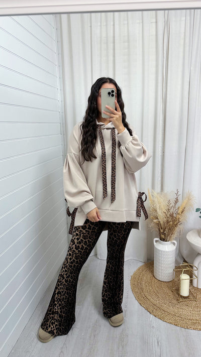 Leopard Print Ribbon Side Slit Hoodie - BEIGE