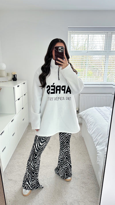 Apres Ski Resort Half Zip Sweatshirt - WHITE