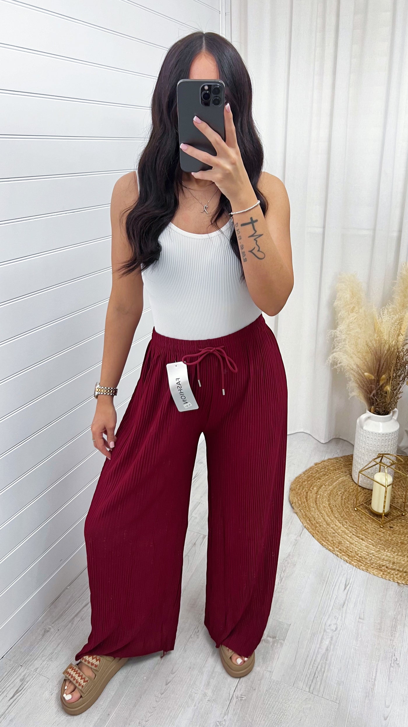 Plain Pleated Wide Leg Trousers - WINE