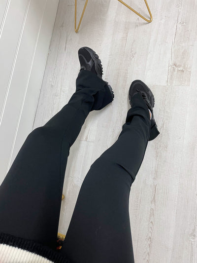 Stretchy Split Ankle Leggings - BLACK